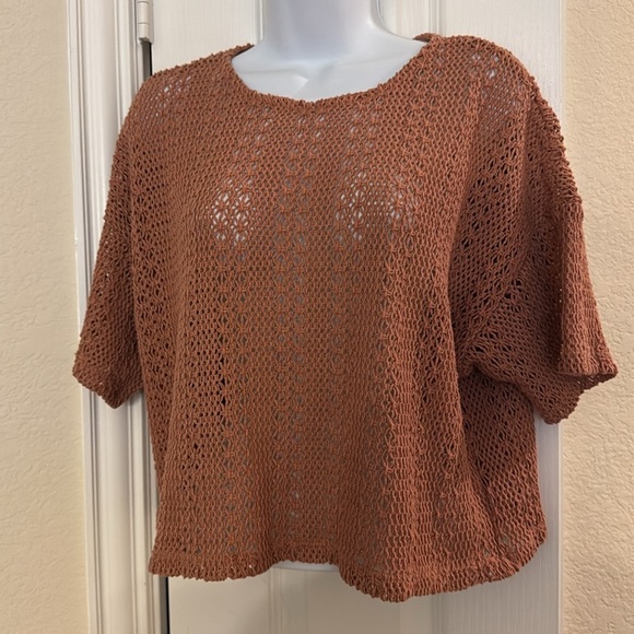 Splendid Collection Cropped Shirt - Picture 2 of 3